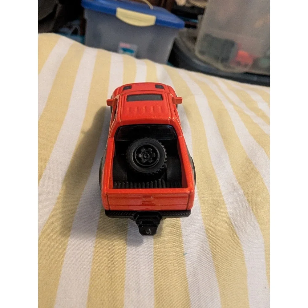 2015 Matchbox 2010 Ford F-150 SVT Raptor 72 Orange Diecast Pickup Truck 1:64